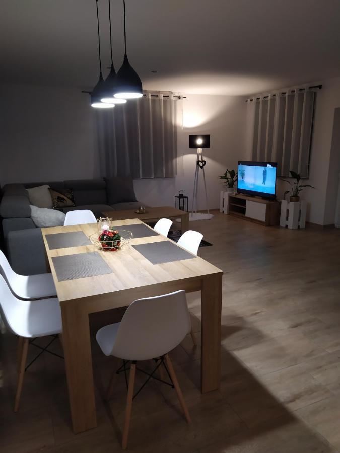 Apartament KAOLA Jelenia Gora Bagian luar foto